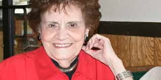 Dogwood Parade queen: Lake tourism icon Joyce Mace will serve as grand  marshal