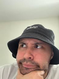 🛑Spoilers in the comments! 🛑 Who has read this? I have questions that I  need to ask! 😂