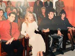 Interesándose por la música desde pequeño, formando en la gustavo y cecilia contrajeron matrimonio en 1993, dejando de convivir juntos en el año 2002. Twitter à¤ªà¤° Flacostereo Gustavo Cerati En Su Casamiento Con Belen Edwards Su Primera Esposa Buenos Aires 1987 Foto Gentileza De Belen Edwards Y Alejandra Boquete Https T Co Ayakggv0ba Https T Co Dy3xadz85q