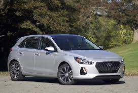 For full details such as dimensions, cargo capacity, suspension, colors, and brakes, click on a specific elantra trim. 2018 Hyundai Elantra Gt Test Drive Review Cargurus