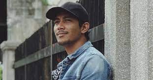 Dunia hiburan, gosip artis, gosip hangat, cerita artis, skandal kontroversi, selebriti sensasi, gambar artis malaysia, biodata profile, terbaru terkini. Awm7kipopwwdum