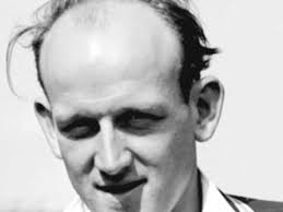 Frank Tyson: One of the fastest bowlers in cricket history, best known for  his part in the victorious 1954-55 Ashes tour