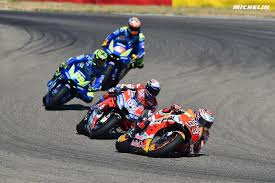 Michelin De Michelin De Sieg Beim Aragongp Die Kombination Aus Hartem Vorder Und Weichem Hinterreifen War Fur Marcmarquez93 Der Schlussel Motor Motorsport