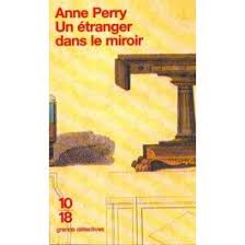 Un étranger dans le miroir