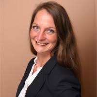 20+ "Julia Doris" profiles