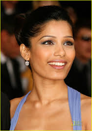 Slumdog Millionaire Wins Sag Best Ensemble Indian Skin Makeup Amazing Wedding Makeup Dark Makeup Looks