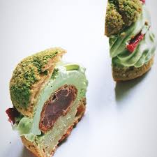 Choux Griottes Et Matcha Recette Olivia Patisse Matcha Choux Alimentation