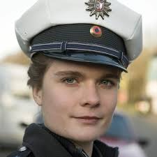 Der Kriminalist Cast & Crew