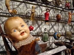 Place Pigalle, Aspect, White Walls, Shooting Gallery, Heist