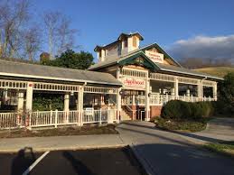 We've seen them all and know the best ones to get. Apple Barn Picture Of The Apple Barn And Cider Mill Sevierville Tripadvisor