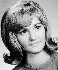 Janet Hoehn's Instagram, Twitter & Facebook