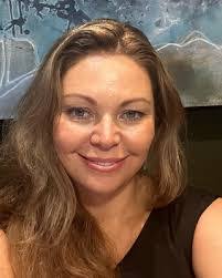 Carla Hopper's Instagram, Twitter & Facebook