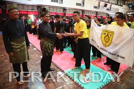 Jalan raja musa mahadi, 31400 ipoh. Politeknik Ungku Omar Rangkul Johan Keseluruhan Kejohanan Pencak Silat Majlis Sukan Politeknik Malaysia Remaja Perak 2015