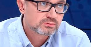 Piszcie tu lub na szymon.jadczak@protonmail.com. Szymon Jadczak I Jego Reportaz Pilka Nozna I Gangsterzy Non Fiction