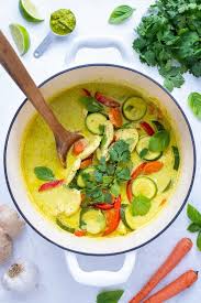 Thai Green Chicken Curry Recipe With Coconut Milk Evolving Table Recipe Healthy Soup Recipes Curry Chicken Homemade Soup Healthy