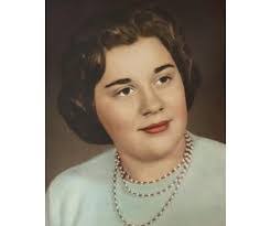 Patricia Lingle's Instagram, Twitter & Facebook