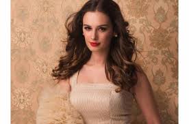 Varun dhawan 24 april 1987, mumbai, maharashtra, india. Actress Evelyn Sharma Looks Stunning As She Shares Her Sunkissed Picture With A Powerful Quote