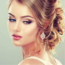 Long, short, braid, bun, brunette, wavy, or straight. Hairstyles For Women Learn Easy Hairstyles To Do At Home Amazon De Apps Fur Android