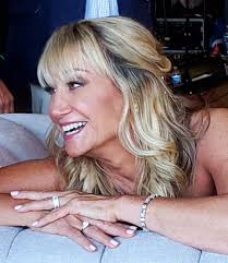 Will the American history Museum accommodate checked luggage in their  storage area?