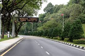 Abdul rahman allowed the requests by and haniff khatri and the trio to settle their fines by friday, jan 8. Lawyer Haniff Khatri Calls On Politicians Convicted Of Flouting Mco To Resign The Edge Markets