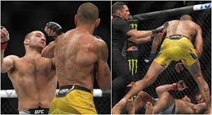 UFC 276-reaktioner på Pereiras brutala knock av Strickland: "NASTY!"