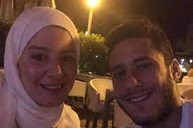 كشف أحمد شوبير، حقيقة وساطته لعودة رمضان صبحي للأهلي، وذلك بعد حلقة الحارس شريف إكرامي Ø±Ù…Ø¶Ø§Ù† ØµØ¨Ø­Ù‰ ÙŠÙ†Ø´Ø± ØµÙˆØ±Ø© Ø¨ØµØ­Ø¨Ø© Ø²ÙˆØ¬ØªÙ‡ Ù…Ù† Ø§Ù„Ø¬ÙˆÙ†Ø© Ø³ÙˆØ¨Ø± ÙƒÙˆØ±Ø©