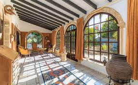 Se dejaba interesar lentamente por la trama, por el dibujo de los personajes. Fenster Einer Finca Zum Verkauf In Javea Vicens Ash Properties Javea Com Xabia Com