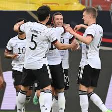 Deutschland gegen portugal unter druck. Acht Tore Im Letzten Em Test Dfb Team Besiegt Lettland Locker Fussball