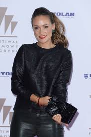 W niedzielę alicja opublikowała na swoim profilu. Alicja Bachleda Curus Adoptowala Psa Pudelek Fashion Outfits Leather Skirt