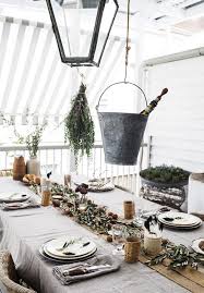 Lay the placemat on the table. 8 Best Rustic Table Settings