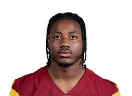 Darius Davis's Instagram, Twitter & Facebook