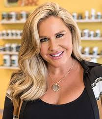 Kara Griggs's Instagram, Twitter & Facebook