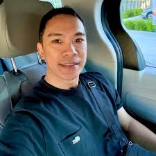 Our store crew Hazel takes our safety and sanitation procedures to heart  for her and our customers' safety. #SafeAtAlagaKa