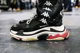 It is among the better sneakers based on 65 user ratings reviews, facts and deals of.a reviewer is delighted that the balenciaga triple s sneakers provide added height. Hatar Vagy Akar Tobb Mint Balenciaga Shoes On Feet Shadowboxercredits Com