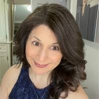 Kelly Kugel's Instagram, Twitter & Facebook