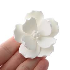 Small Magnolias White Fondant Flowers Lemon And Coconut Cake Sugar Flowers
