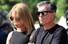 Check spelling or type a new query. Sokarei H Stefanidoy O Agnwstos Gamos To 3ylo Kai To Frikto Parel8on