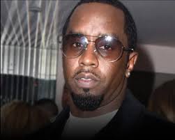 How adorable is this they did a 24 year old photoshoot of themselves 💕🩷so  fire Credit Jada granger