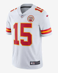 Sichere transaktionen, schnelle lieferung, kostenloser versand für bestellungen über €99. Nfl Kansas City Chiefs Patrick Mahomes Men S Limited Vapor Untouchable Football Jersey Nike Com