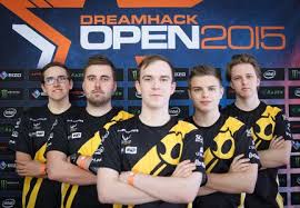 The main lineup of dignitas is f0rest, friberg, hallzerk, heap & lekr0. Dignitas Liquipedia Counter Strike Wiki