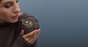 HUESERS Magazine December 2022 by Prodes Italia