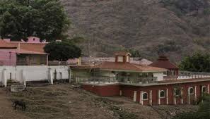 'el chapo' breaks out of prison through tunnel 02:05. Jgl Elchapo Guzman Twitter