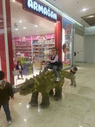 Park Vera Ile Cocuklar Dinolarin Dunyasi Ile Tanisti Minikler Keyifli Anlar Yasadi Park Veranda