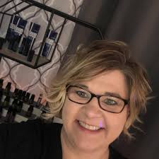 What are the loud noises like M80s being heard near OSHS in Olathe, Kansas?