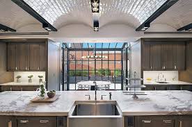 海外 豪邸 キッチン