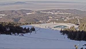 Imagini live transmise de camere web live webcam amplasate in locatii din poiana brasov. Webcam Live