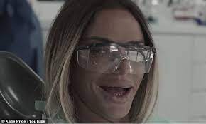 Katie price has shared an update with her followers on instagram post her operation, but what did katie price do to her feet? Katie Price Shows Her Real Teeth Before She Looks New In Turkey Fr24 News English