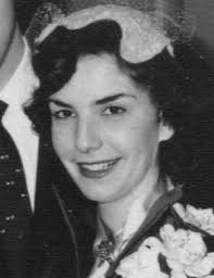 Suzanne Flaig's Instagram, Twitter & Facebook