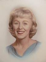 Elaine Robinette's Instagram, Twitter & Facebook