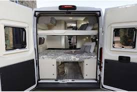 Van t6 aménagé toit hilo super état dispo de suite. Des Lits Superposes Arriere Pour 4 Couchages Fourgon Amenage Van Amenage Fourgon Sprinter